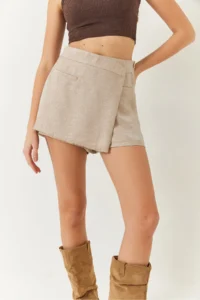Bianco Lucci Women's Hidden Zipper Detailed Shiny Covered Shorts Skirt 8399 - Image 5