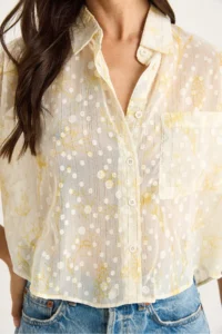 Bianco Lucci Women's Floral Patterned Half Sleeve Single Pocket Detailed Jacquard Transparent Shirt - Image 5