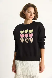 Bianco Lucci Women's Crew Neck Heart Embroidered Rose Gold Three Thread Sweatshirt 6875 - Image 2