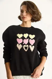 Bianco Lucci Women's Crew Neck Heart Embroidered Rose Gold Three Thread Sweatshirt 6875 - Image 3