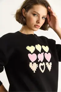 Bianco Lucci Women's Crew Neck Heart Embroidered Rose Gold Three Thread Sweatshirt 6875 - Image 5