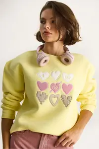 Bianco Lucci Women's Crew Neck Heart Embroidered Rose Gold Three Thread Sweatshirt 6875 - Image 4