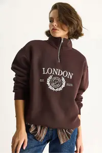 Bianco Lucci Women's London Embroidered Stand Collar Zipper Detailed Raised Oversized Sweatshirt 10003