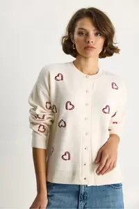 Bianco Lucci Women's Heart Embroidered Crew Neck Knitwear Cardigan - Image 4