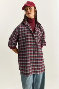 Bianco Lucci Women's Single Pocket Detailed Oversize Plaid Shirt 513 - Image 3