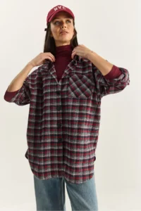 Bianco Lucci Women's Single Pocket Detailed Oversize Plaid Shirt 513 - Image 4