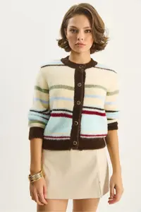 Bianco Lucci Women's Very Soft Textured Striped Knitwear Cardigan 2499 - Image 4