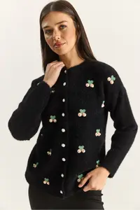 Bianco Lucci Women's Soft Textured Cherry Embroidered Pearl Accessory Knitwear Cardigan - Image 4