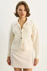 Bianco Lucci Women's Shirt Collar Button Detailed Knitted Knitwear Cardigan - Image 3