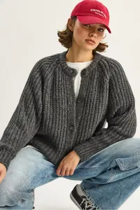 Bianco Lucci Women's Thick Knitted Crew Neck Knitwear Cardigan