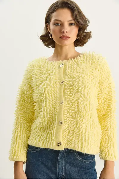 60283750-YELLOW_1