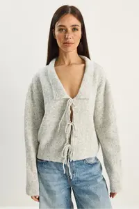 Bianco Lucci Women's Collared Tie Detailed Knitwear Cardigan 9061 - Image 3