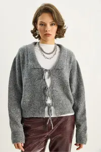 Bianco Lucci Women's Collared Tie Detailed Knitwear Cardigan 9061 - Image 2