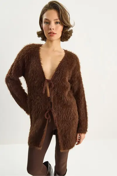 60283754-BROWN_1