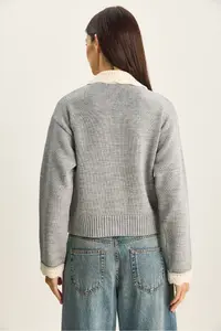 Bianco Lucci Women's Knitted Baby Collar Sleeve Detailed Knitwear Cardigan - Image 6