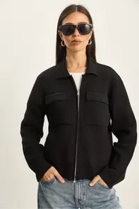 Bianco Lucci Women's Double Pocket Detailed Zipper Closure Knitwear Jacket Cardigan - Image 2