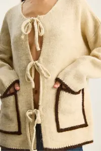 Bianco Lucci Women's Front Tie Pocket Detailed Knitwear Cardigan - Image 6