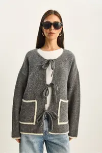 Bianco Lucci Women's Front Tie Pocket Detailed Knitwear Cardigan - Image 6
