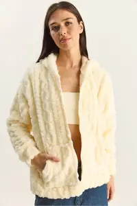 Bianco Lucci Women's Patterned Pocket Detailed Zippered Hooded Plush Cardigan 4116 - Image 2