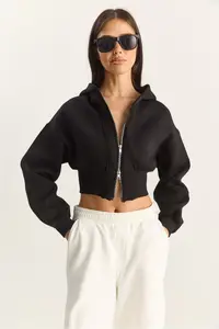 Bianco Lucci Women's Zippered Hooded Flexible Knitted Crop Sweatshirt - Image 2