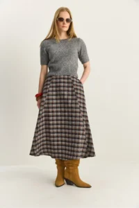 Bianco Lucci Women's Plaid Patterned A-Line Long Skirt with Pocket Detail - Image 2