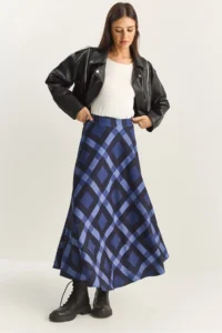 Bianco Lucci Women's Plaid Patterned Lined Maxi Flared Skirt