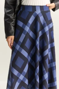 Bianco Lucci Women's Plaid Patterned Lined Maxi Flared Skirt - Image 7