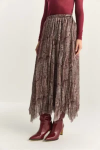 Bianco Lucci Women's Paisley Patterned Asymmetrical Cut Lined Chiffon Bohemian Skirt - Image 6