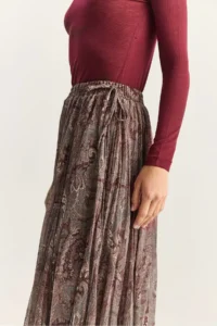 Bianco Lucci Women's Paisley Patterned Asymmetrical Cut Lined Chiffon Bohemian Skirt - Image 7