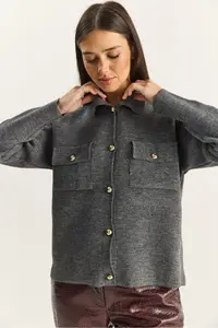 Bianco Lucci Women's Gold Button Detailed Pocket Knitwear Cardigan - Image 2