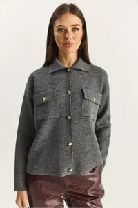 Bianco Lucci Women's Gold Button Detailed Pocket Knitwear Cardigan - Image 4