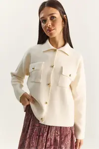 Bianco Lucci Women's Gold Button Detailed Pocket Knitwear Cardigan - Image 5