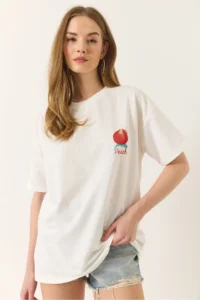 Bianco Lucci Women's Printed Cotton Oversize Knitted T-Shirt - Image 7