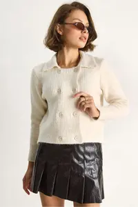 Bianco Lucci Women's Polo Collar Buttoned Soft Cardigan 255252