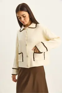 Bianco Lucci Women's Polo Collar Pocket Detailed Shepherd Stitched Knitwear Cardigan - Image 3