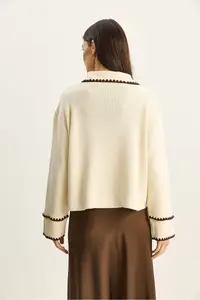 Bianco Lucci Women's Polo Collar Pocket Detailed Shepherd Stitched Knitwear Cardigan - Image 7