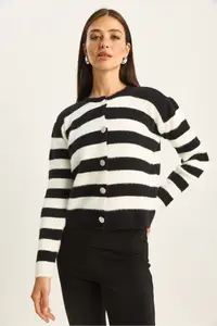 Bianco Lucci Women's Striped Crew Neck Bearded Knitwear Cardigan - Image 2