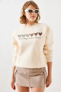 Bianco Lucci Women's Three Thread Raised Colored Heart Printed Sweatshirt MBHS007 - Image 4