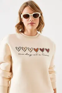 Bianco Lucci Women's Three Thread Raised Colored Heart Printed Sweatshirt MBHS007 - Image 5