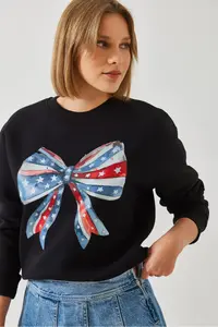 Bianco Lucci Women's Colorful Butterfly Printed Sweatshirt MBHS019 - Image 5