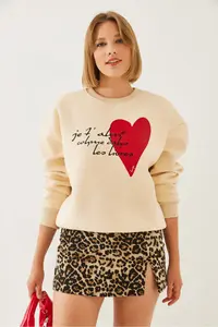 Bianco Lucci Women's Heart and Text Printed Sweatshirt MBHS023 - Image 2