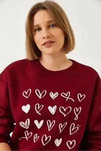 Bianco Lucci Women Heart Printed Basic Sweatshirt - Image 5