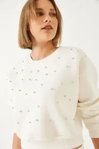 Bianco Lucci Women's Crew Neck Front Pearl Embroidered Three Thread Raised Sweatshirt - Image 4