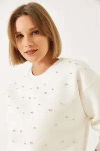 Bianco Lucci Women's Crew Neck Front Pearl Embroidered Three Thread Raised Sweatshirt - Image 5