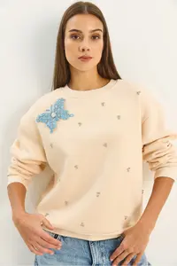 Bianco Lucci Women's Crew Neck Butterfly Accessory Stone Embroidered Three Thread Chassis Sweatshirt - Image 5