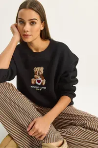 Bianco Lucci Women's Teddy Embroidery Detailed Three Thread Raised Sweatshirt