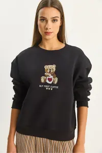 Bianco Lucci Women's Teddy Embroidery Detailed Three Thread Raised Sweatshirt - Image 6