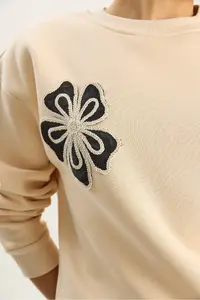 Bianco Lucci Women's Crew Neck Floral Embroidered Three Thread Ribbon Sweatshirt - Image 6