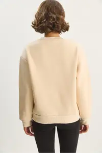 Bianco Lucci Women's Crew Neck Floral Embroidered Three Thread Ribbon Sweatshirt - Image 7