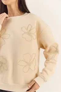 Bianco Lucci Women's Floral EVA Embroidery Three Thread Raised Sweatshirt - Image 4